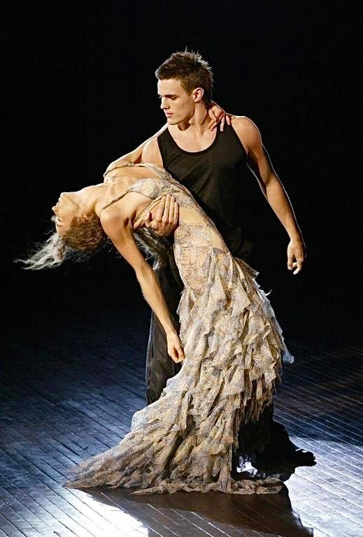 ALEXANDER MCQUEEN SS2004 ‘DELIVERANCE’ SILK STAINED GLASS BUTTERFLY PRINT RUFFLES MAXI DRESS