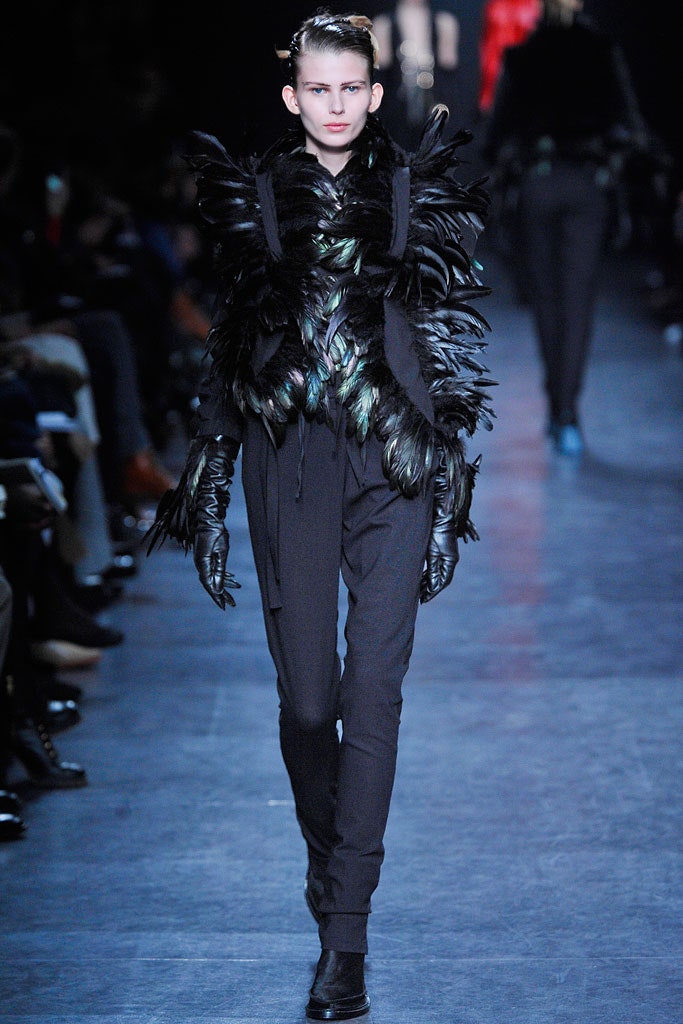 ANN DEMEULEMEESTER FW2010 GREEN FEATHERS BLACK WAISTCOAT