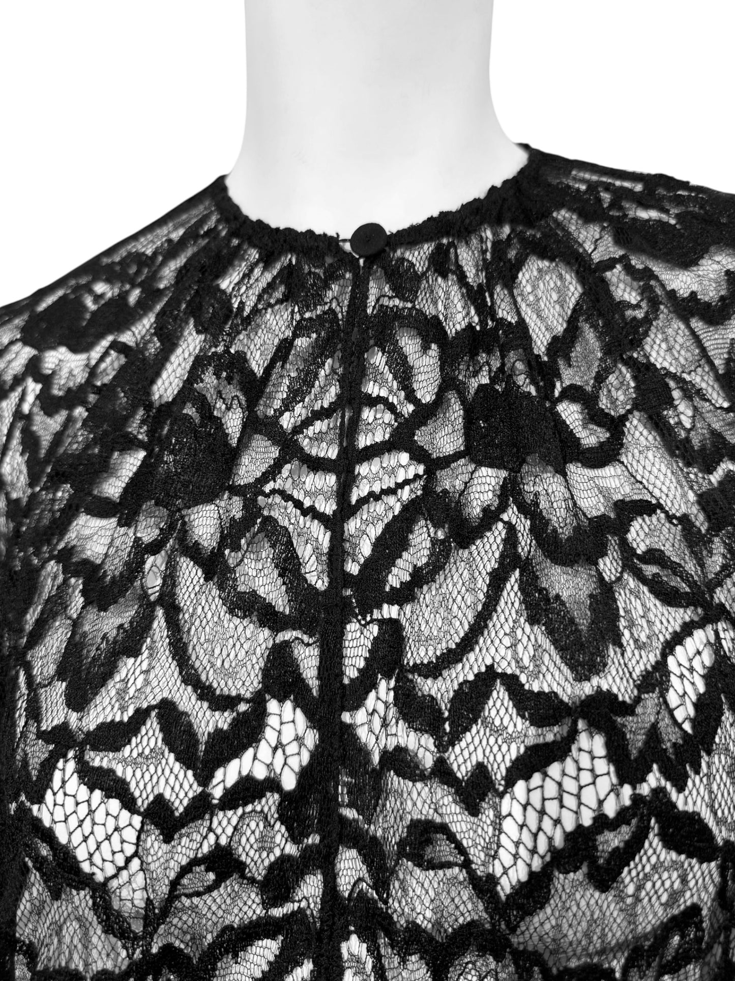 PRADA FW2019 BLACK LACE CAPE