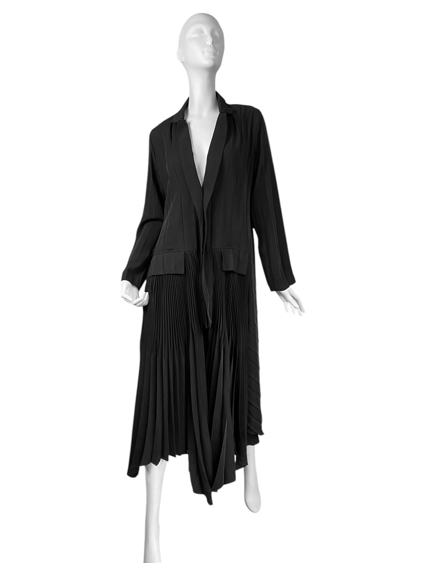 LEIKO 2000s BLACK PLEATED MAXI COAT