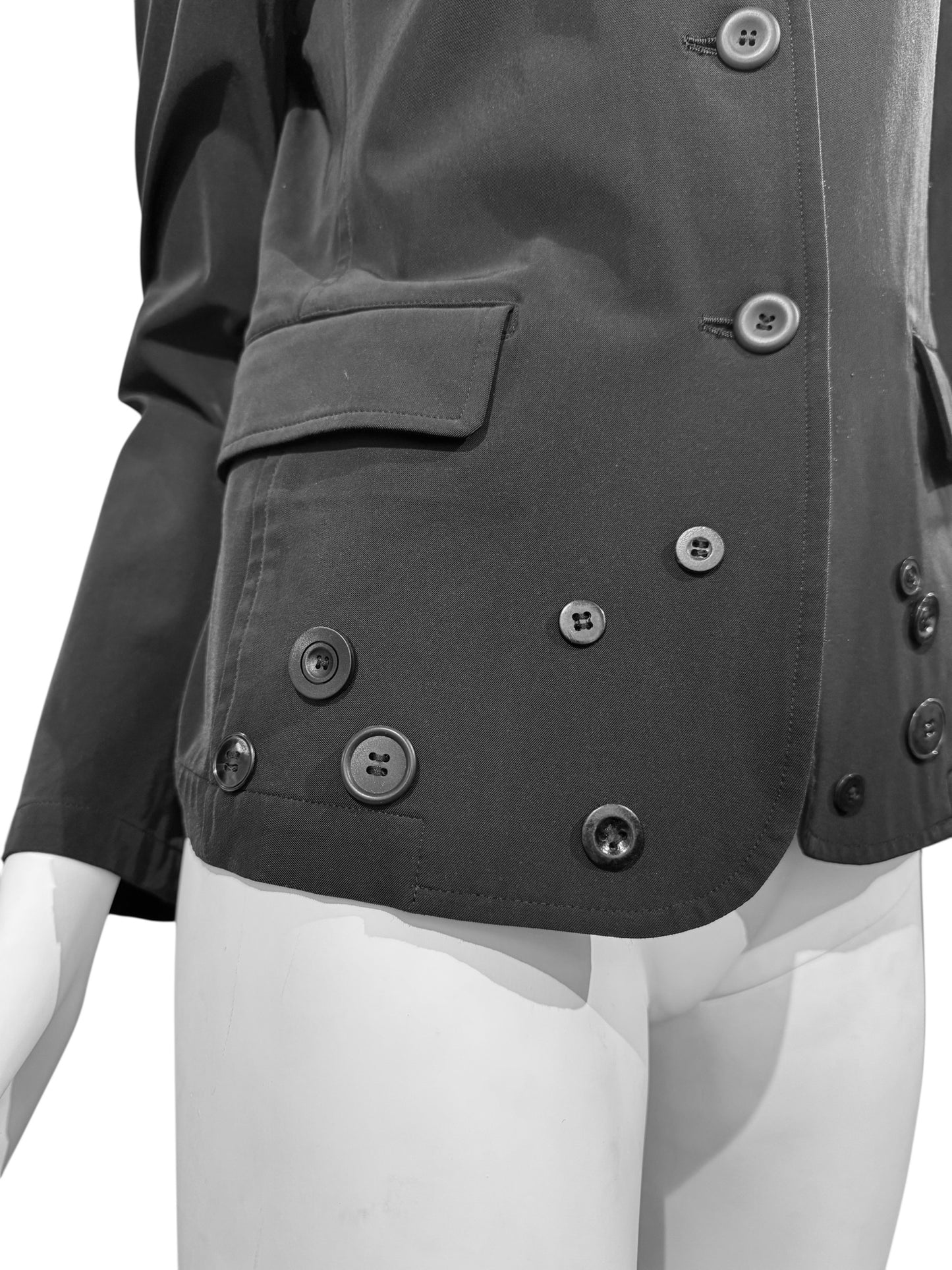 ISSEY MIYAKE SS2003 BY NAOKI TAKIZAWA  BLACK BUTTONS BLAZER