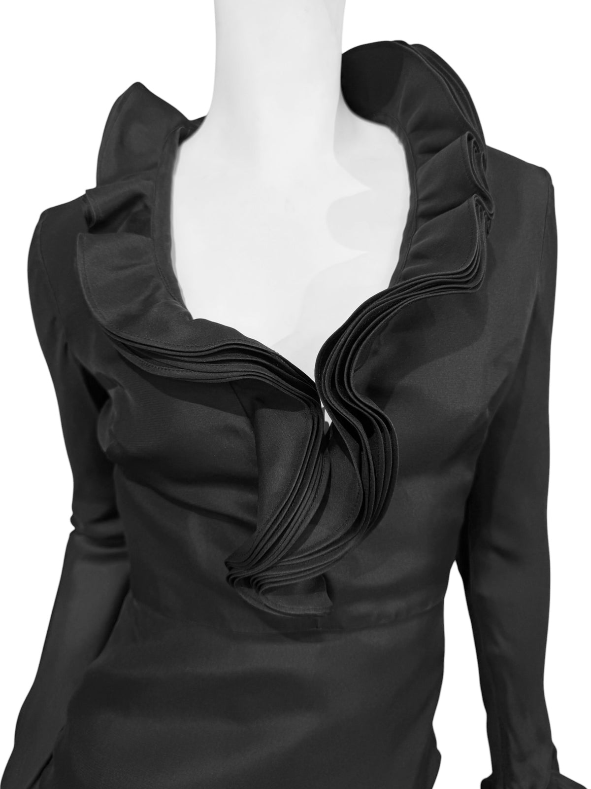 GUCCI FW2000 BY TOM FORD BLACK SILK RUFFLED NECKLINE MINI DRESS