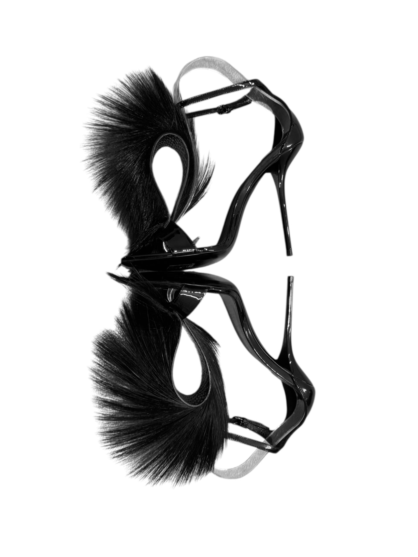 SAINT LAURENT FW2018 BY ANTHONY VACCARELLO BLACK LEATHER & ANTILOPE FUR STRAPPY HEELED SANDALS