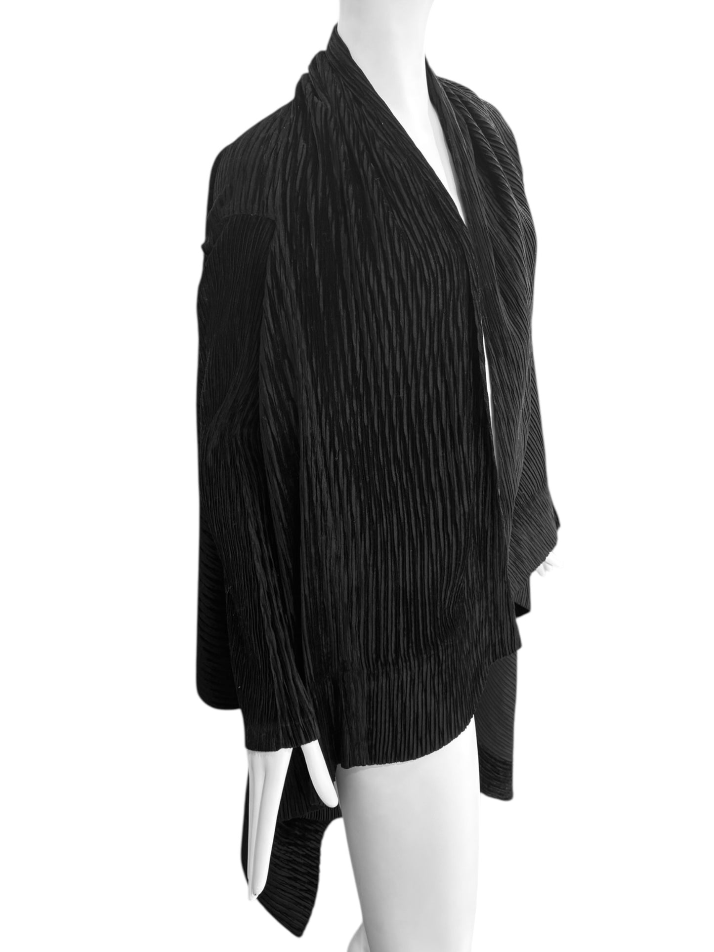 ISSEY MIYAKE 1990s BLACK PLEATED CARDIGAN