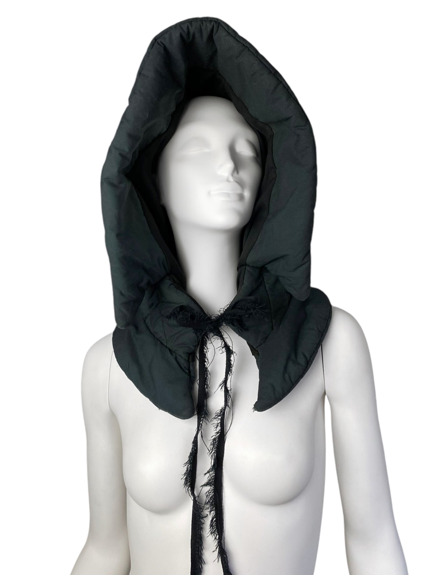 OLUBIYI THOMAS FW2022 DARK GREEN QUILTED HOOD