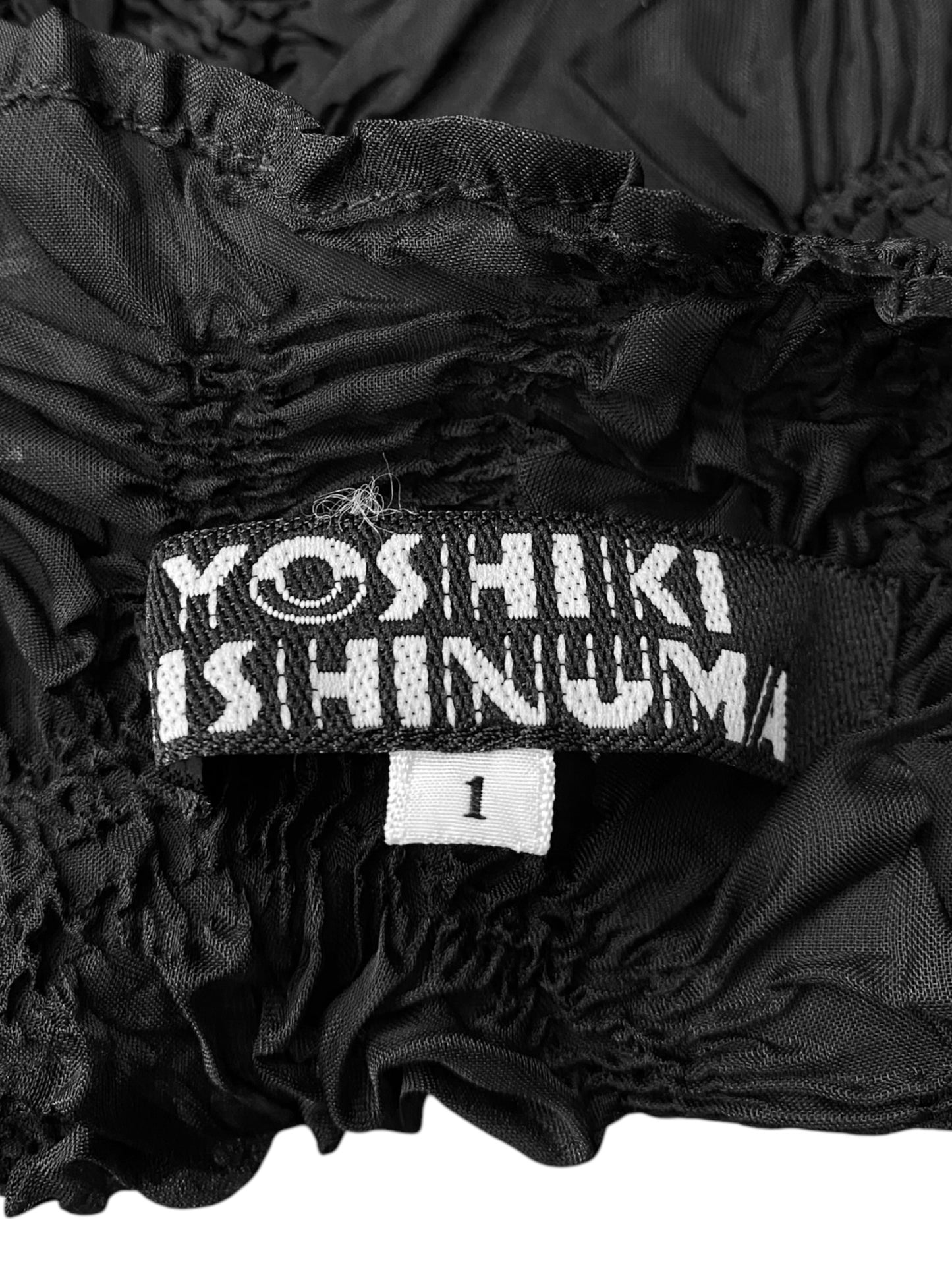 YOSHIKI HISHINUMA 2000s BLACK SHEER TEXTURED CRINKLES TANK TOP