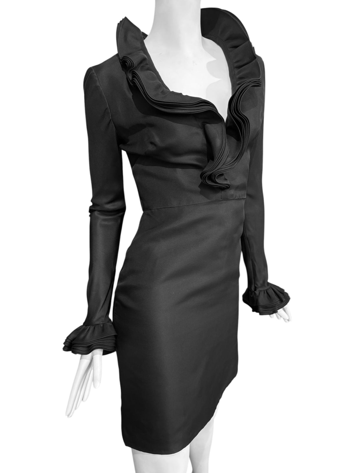 GUCCI FW2000 BY TOM FORD BLACK SILK RUFFLED NECKLINE MINI DRESS