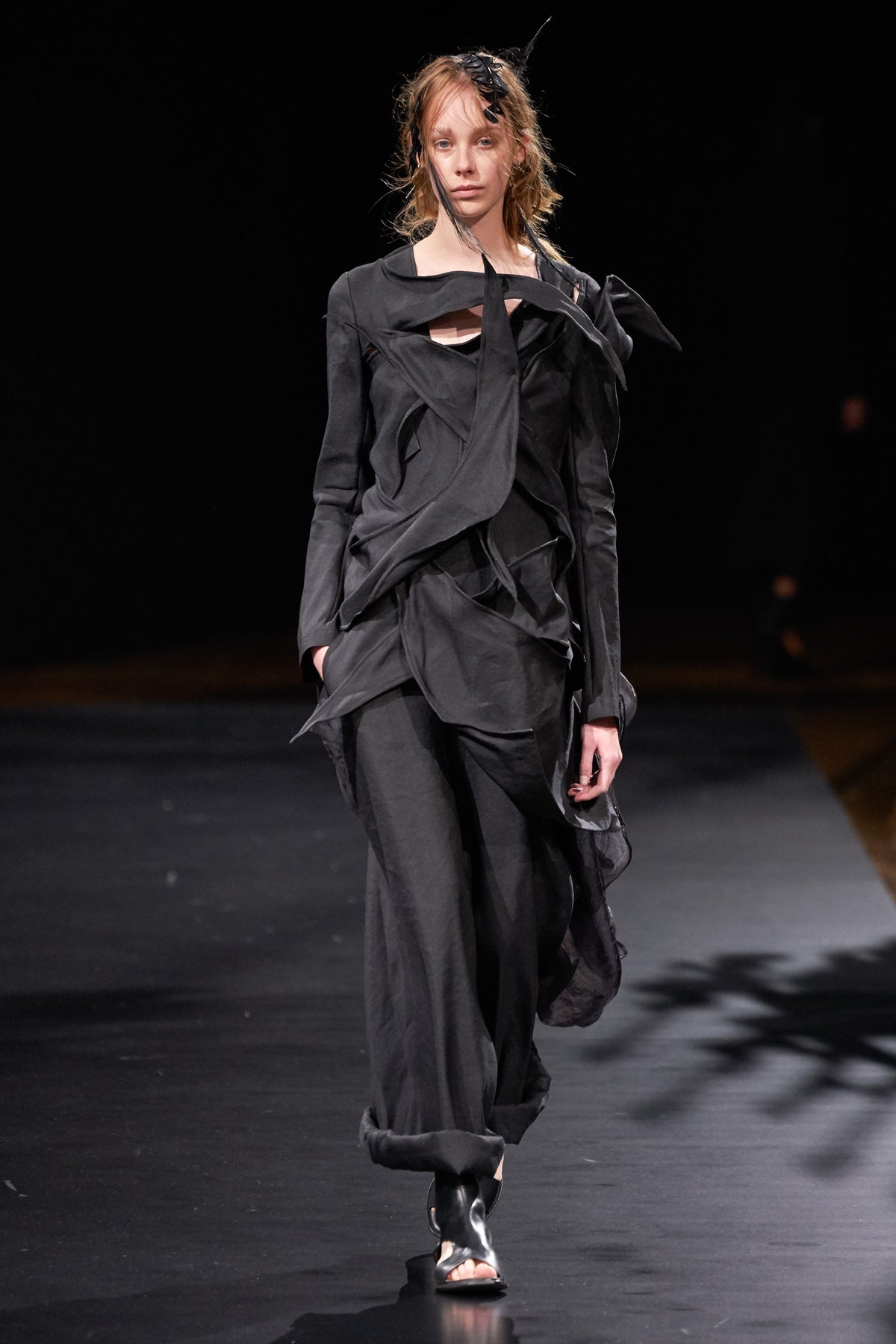 YOHJI YAMAMOTO SS2021 BLACK SCULPTURAL WIRE-DETAIL JACKET