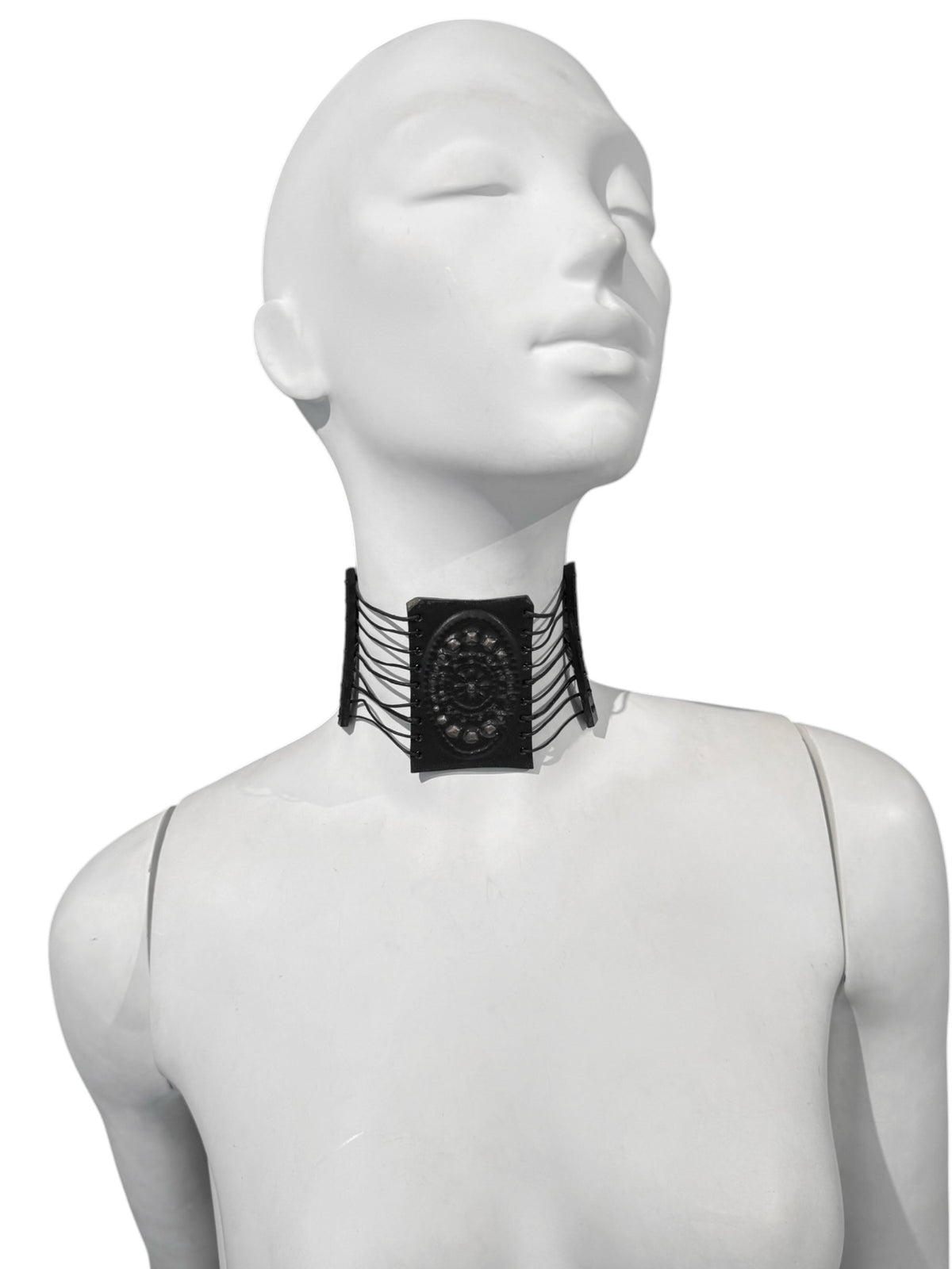 JEAN PAUL GAULTIER 1990s BLACK LEATHER MASSAI CHOKER