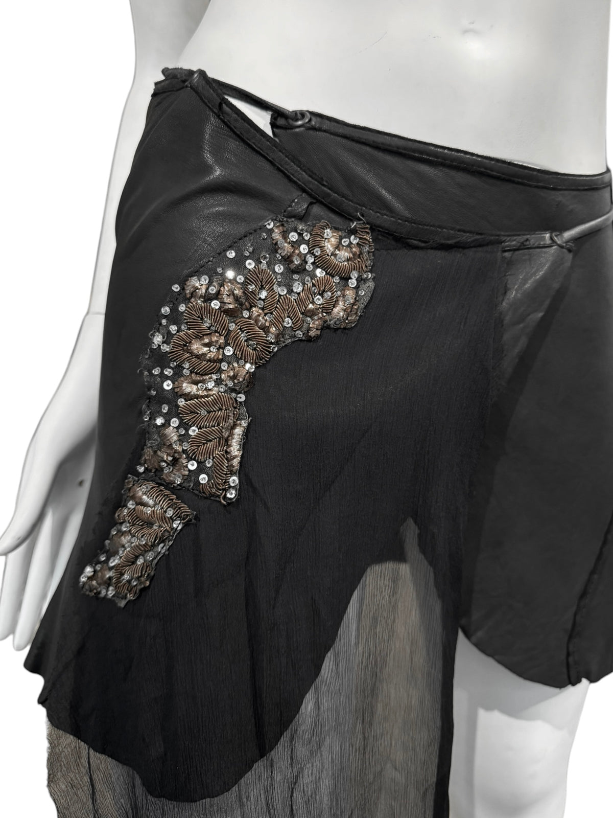 LE CUIR PERDU 2010s BLACK LEATHER & SILK PANEL WRAP MINI SKIRT