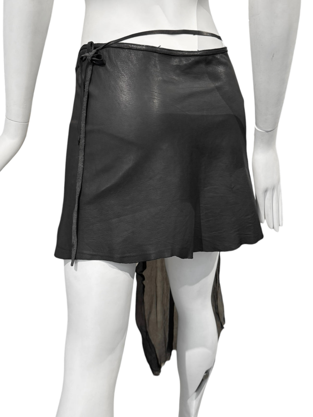 LE CUIR PERDU 2010s BLACK LEATHER & SILK PANEL WRAP MINI SKIRT