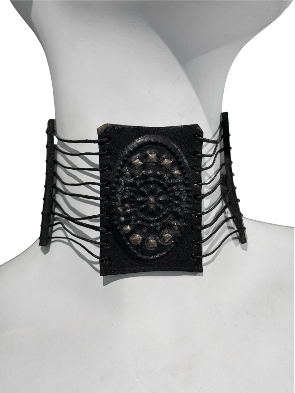JEAN PAUL GAULTIER 1990s BLACK LEATHER MASSAI CHOKER