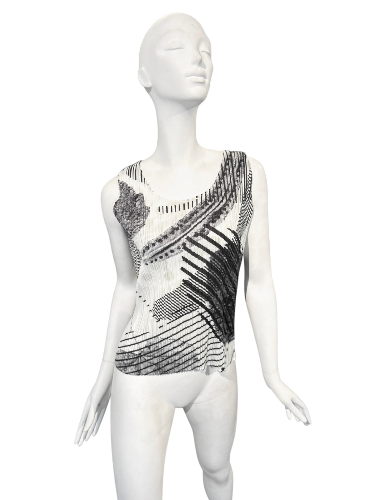 PLEATS PLEASE ISSEY MIYAKE SS2014 BLACK & WHITE PLEATED LEAF PRINT TANK TOP